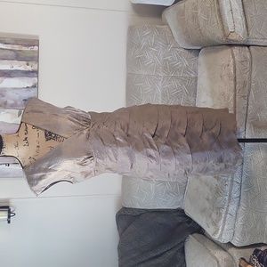 London Times Champagne Bronze Gold Metallic Tiered Scalloped Cocktail Dress